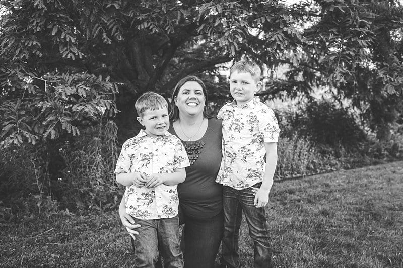 mom and sons at pittsburgh phipps for family photo session