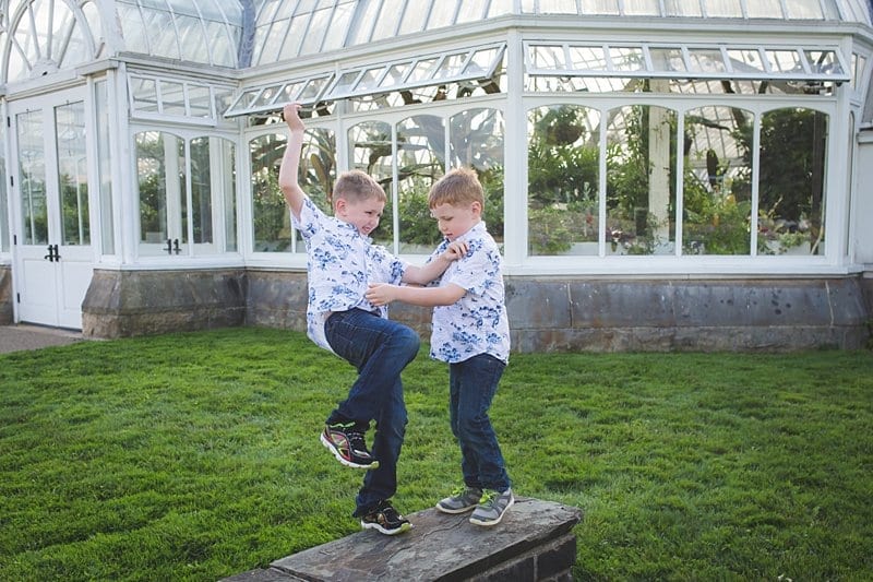 brothers at pittsburgh phipps by fountain for family photo session