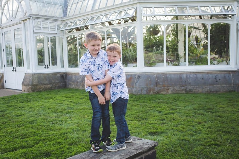 brothers at pittsburgh phipps by fountain for family photo session