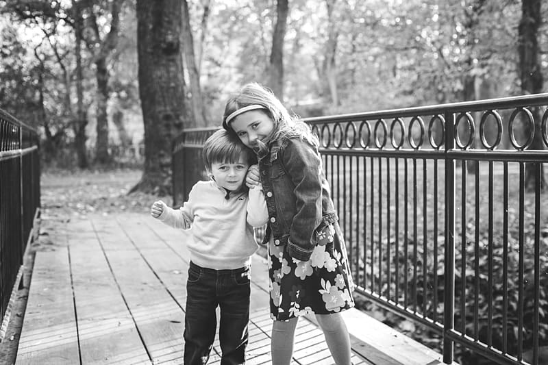 brother and sister sewickley park photo session morrow pontefract