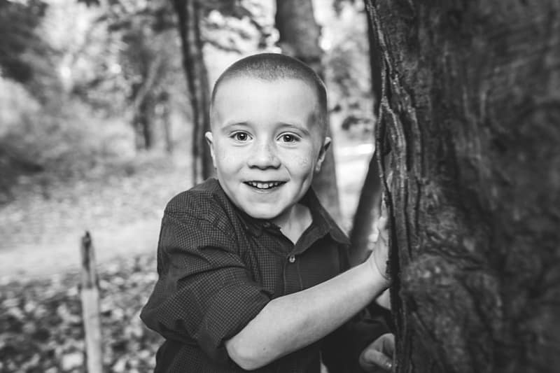 fox chapel family photo session at beechwood farms boy and son
