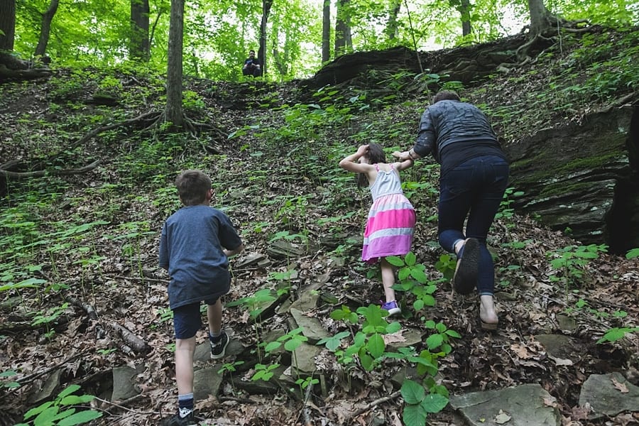 family hiking in Frick park pittsburgh