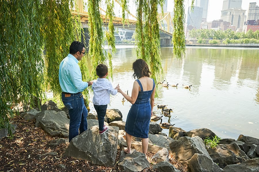family photo session on north shore river walk Pittsburgh with willow tree